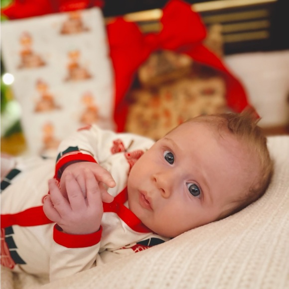 🤍 - Picture 2 of 4